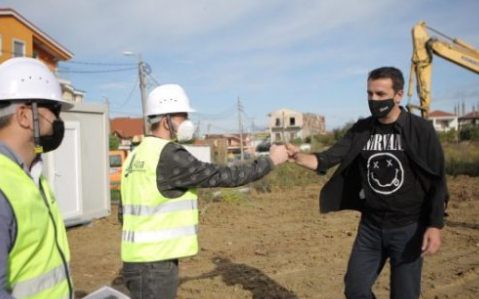 Rindertimi ne 2 zona te Tiranes: Nisin se shpejti themelet per 9 pallate te 5 Maji